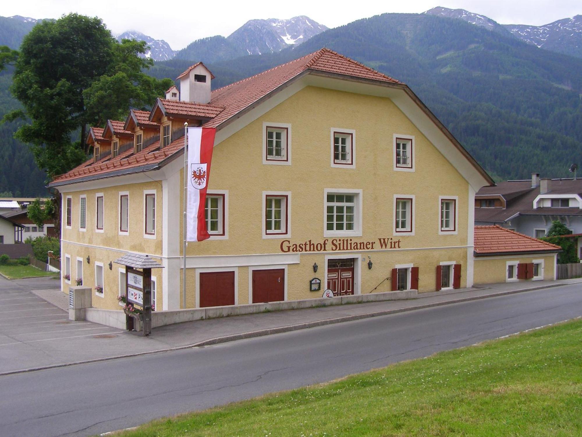 Gasthof Sillianer Wirt Exterior foto